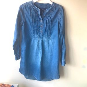 GAPkids girl’s denim dress in size M